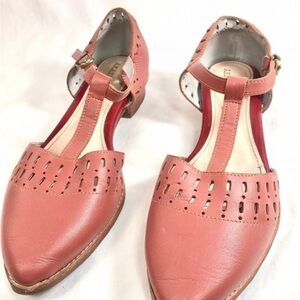 Women's Pink T-Strap Leather Shoes